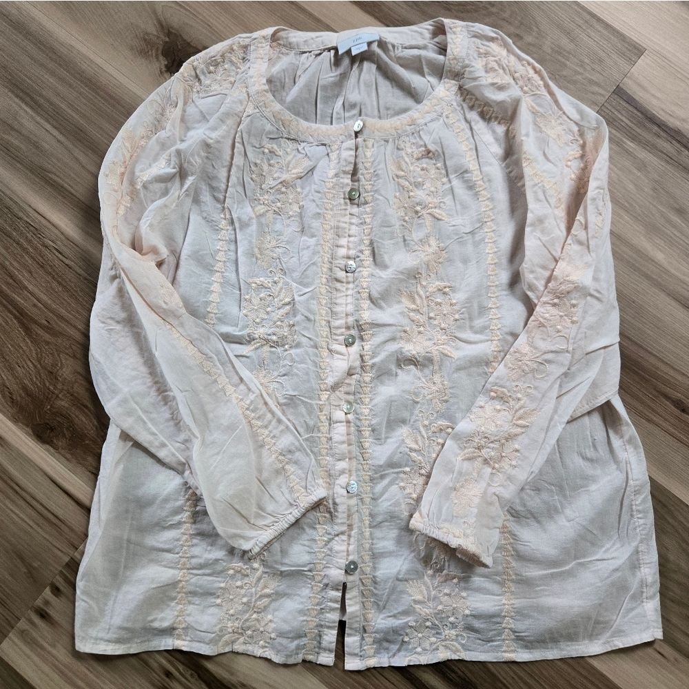 J.Jill Lightweight Cotton Embroidered Button Down Blouse Size Small Pale Peach